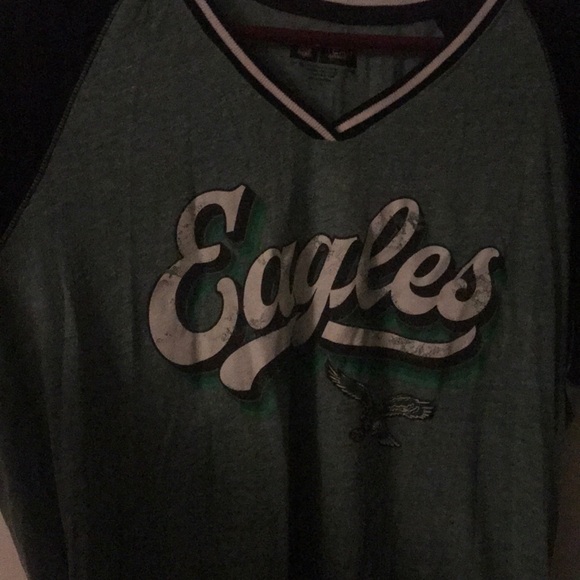 Philadelphia Eagles shirt - Picture 2 of 3